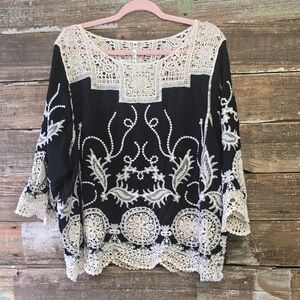 Leo & Nicole Women’s Black Lace Embroidered Crochet Top, Size 2X